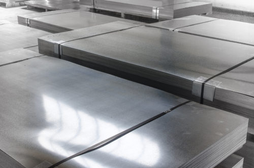 Sheet metal in a production hall